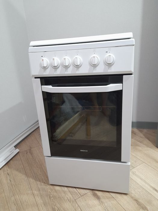 Продам электрическую плиту