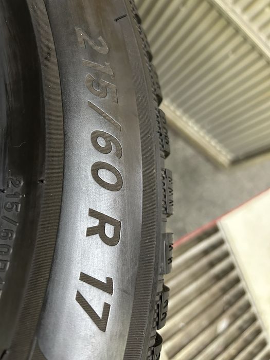 Гуми 215/60/17 и 215/65/17 Michelin Зимни 4 броя