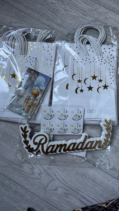 Пакеты подарочные белые