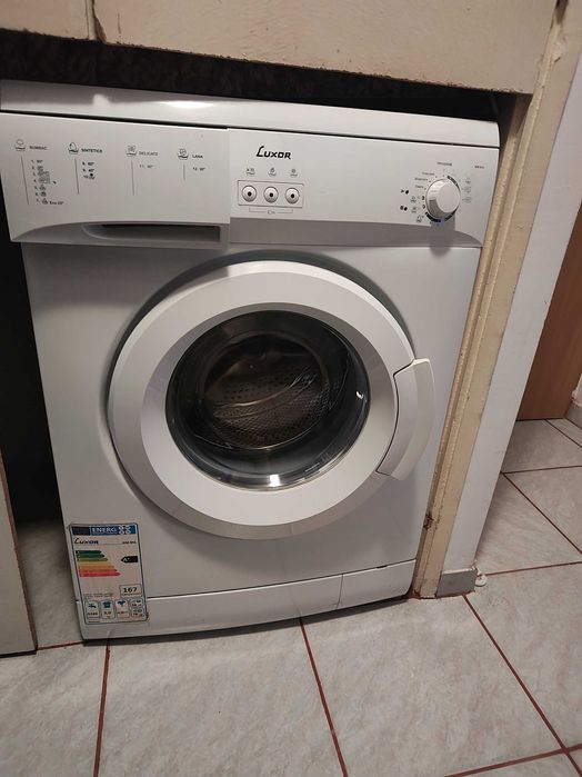 Mașină de spălat rufe Luxor