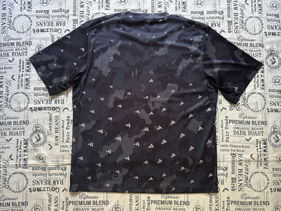 Adidas camouflage original тениска.M