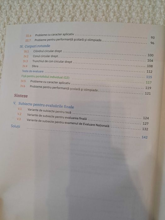 Manuale pentru clasa a VIII-a