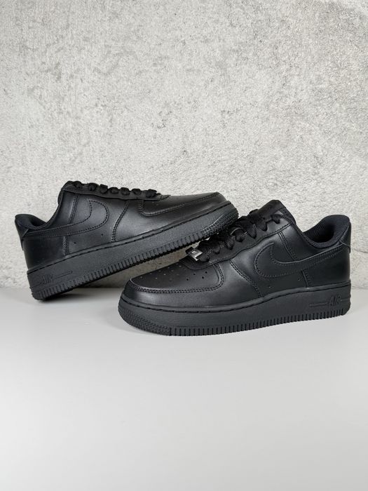 Nike Air Force 1 Low Triple Black