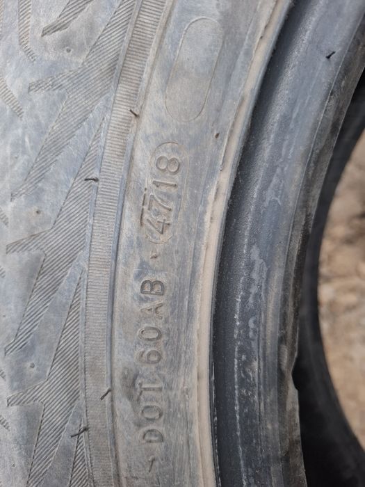 Продам б/у зимние резины