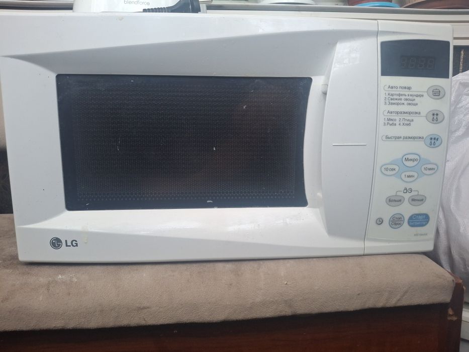 Микроволновка  сломанная