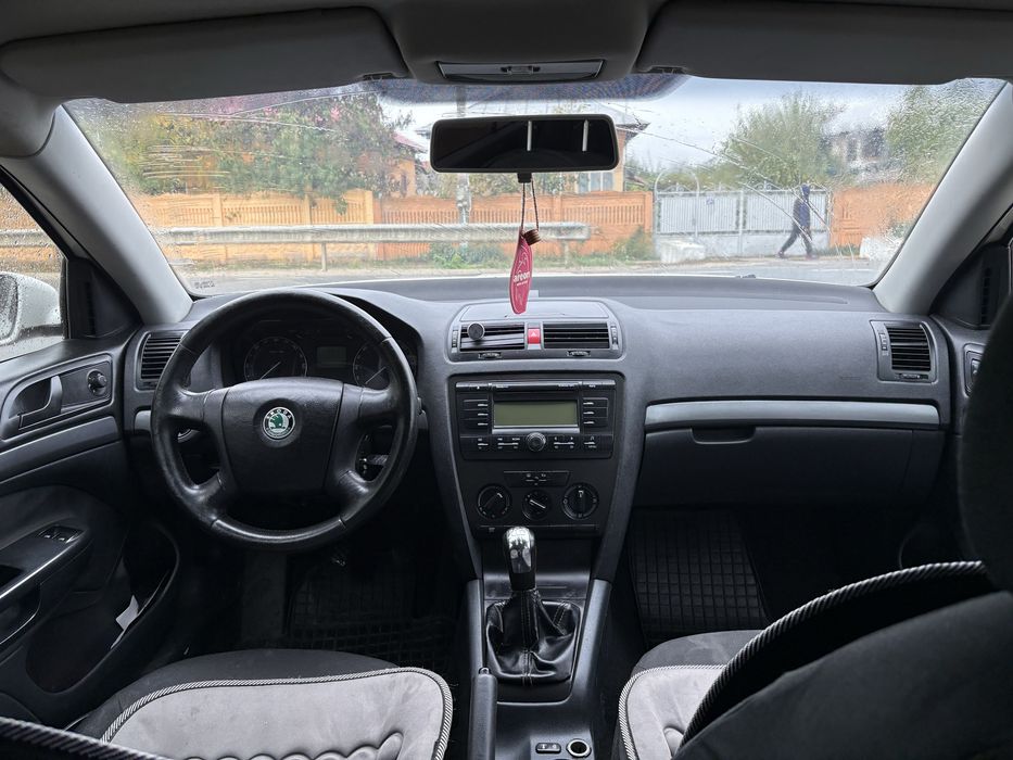 SKODA Octavia 2008 — imagine 5
