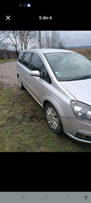 Vând Opel Zafira