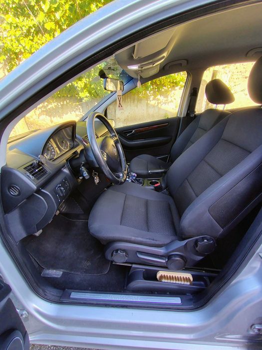 Mercedes - Benz A180