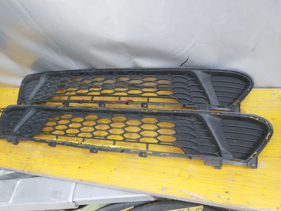 Грил решетка броня Kia Seed 3