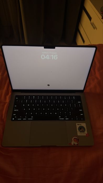 Macbook pro 14 на m3