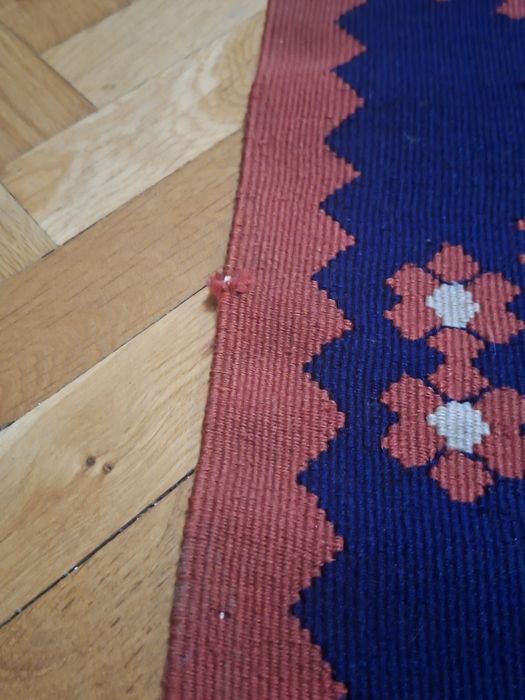 Traditional Handwovem Romanian rug