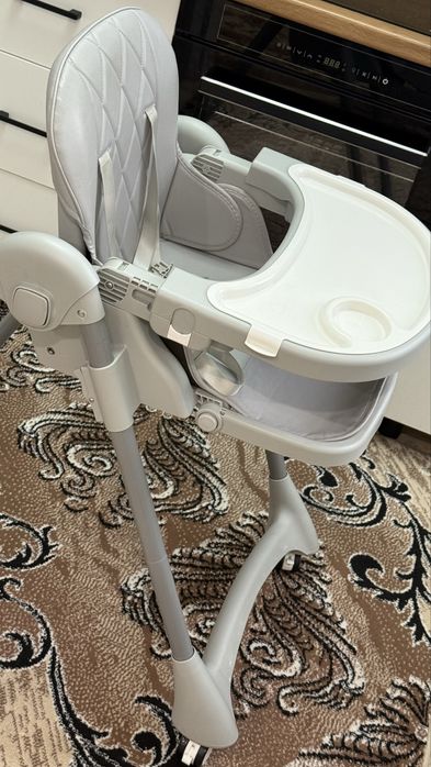 Детски стульчик для кормления