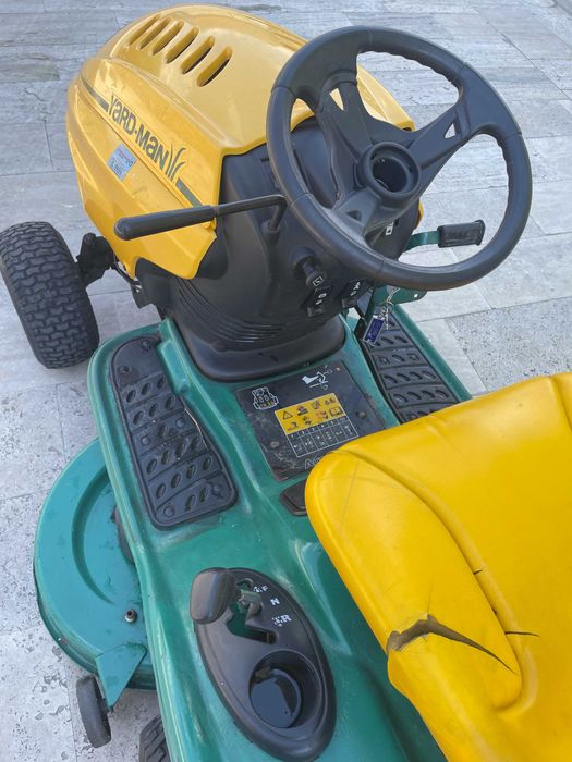 Tractoras de tuns iarba Yadman MTD kawasaki