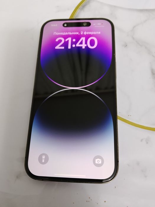 Продам Айфон 14про