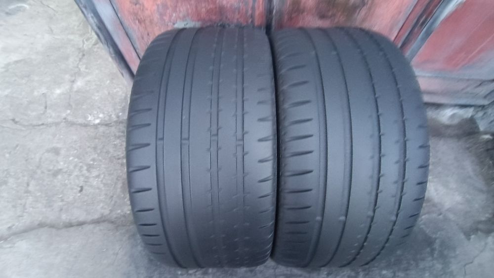 255/35/18 Continental