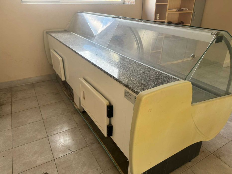 Немска Хладилна Витрина