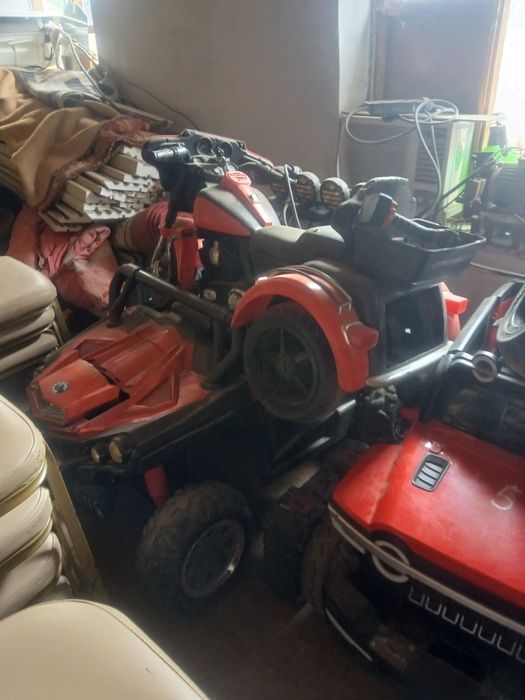 Машиналар бар ондап алам десендер алындар 5 машина 2мотоцикл бар