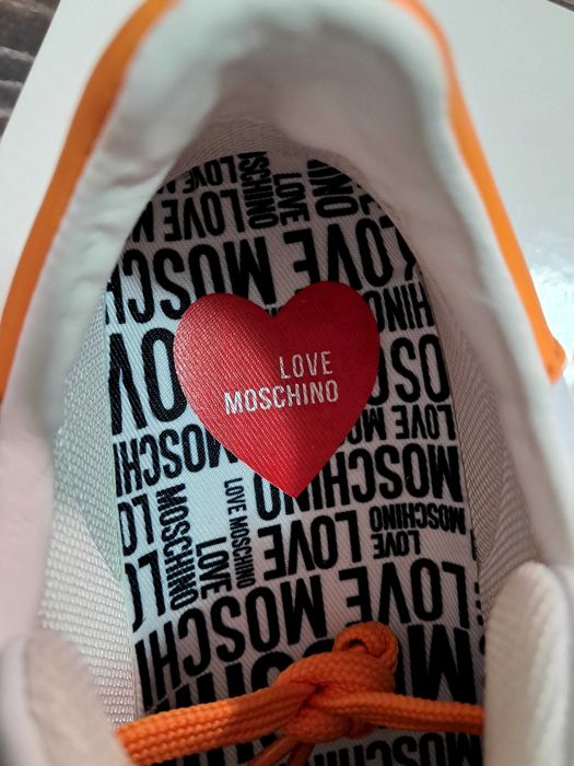 Adidași  love Moschino nr 37