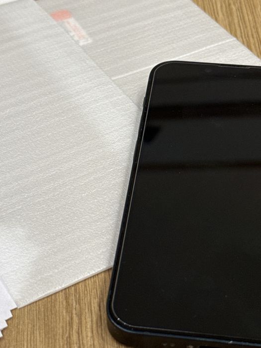 Протектори за iPhone 13 mini-пакет от 2 + екстри