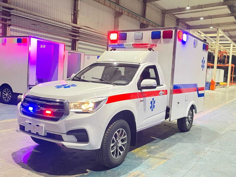 Автомобиля скорой помощи внедорожник Qingling (Isuzu) Taga 4х4