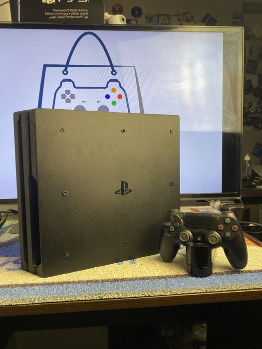PlayStation 4 PRO + 15 игр