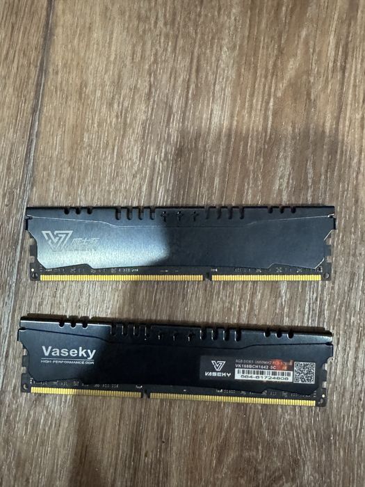 Материнская плата+процессор+оперативка+башня