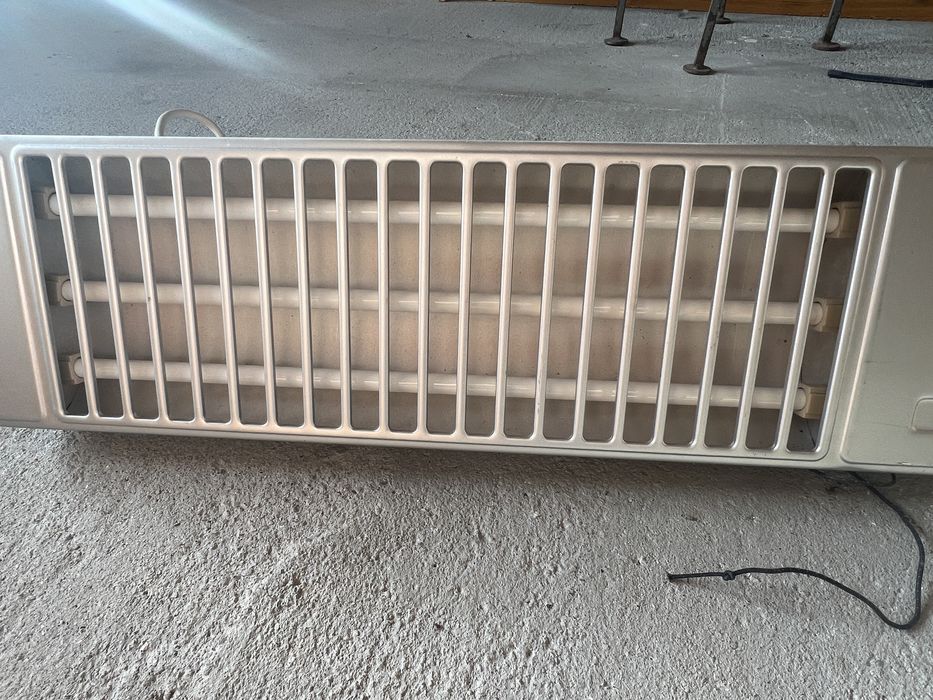 Încălzitor pentru masa de înfășat bebeluș