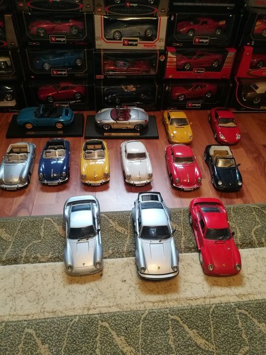 Diverse machete 1:18