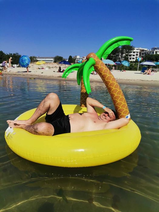 Продавам огромно надуваемо