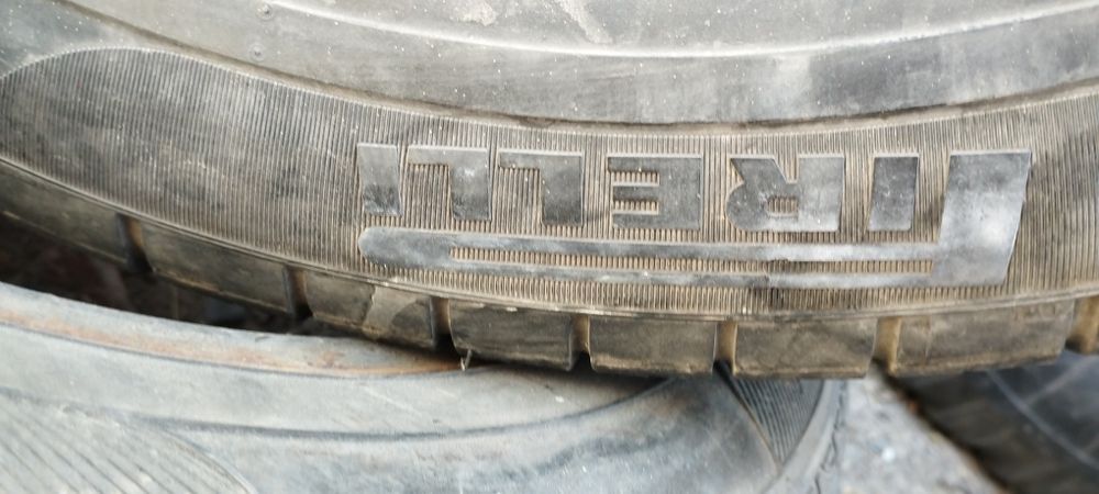 Продам автошины б/у разные.