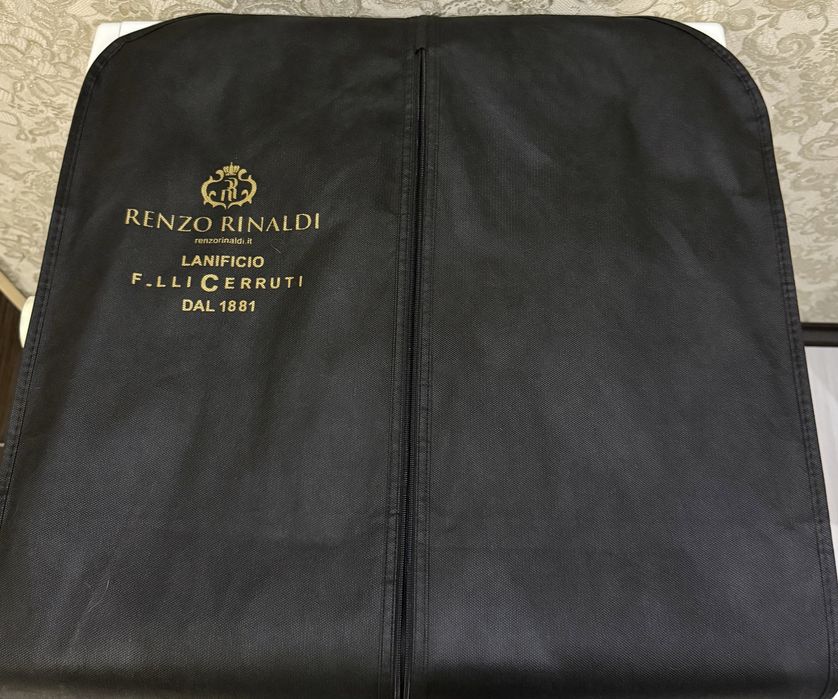 Итальянски костюм RENZO RINALDI(milano) оригинал идеальное состояние !
