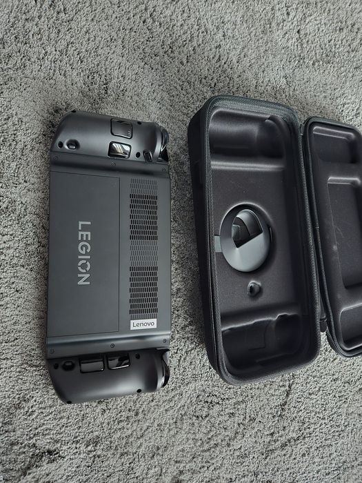 Преносима конзола за игри Lenovo Legion GO, 16GB LPDDR5, SSD 512GB