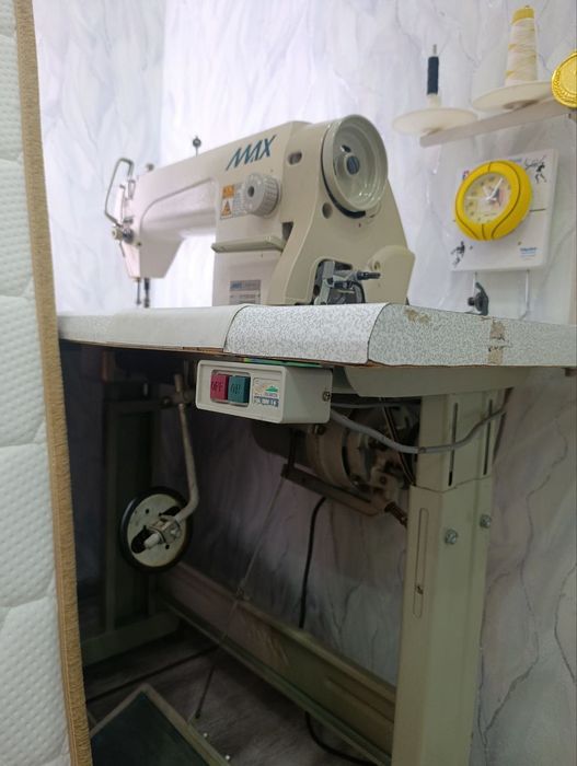 Tikuv mashinasi sotiladi. 100$ kelishiladi.