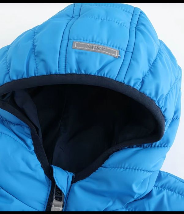 Курточка-ветровка для  мальчика.