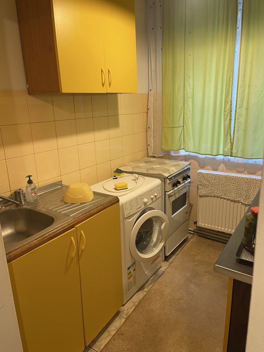 Inchiriez apartament cu o camera