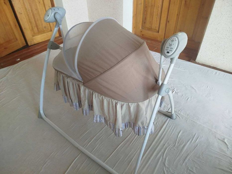 Chaqaloqlar uchun elektr tebranuvchi beshik ,lyulka, swing