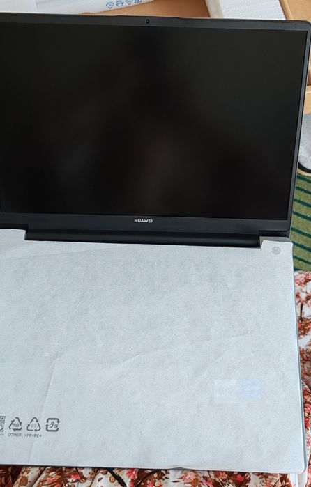 Продам новый ноутбук Huawei