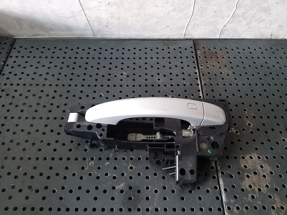 Maner usa stanga spate audi q5 8r 8t01837885