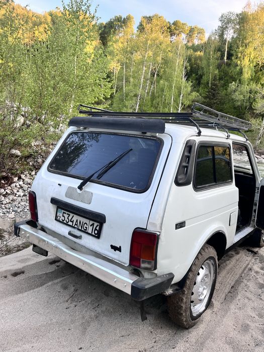 Нива инжектор.