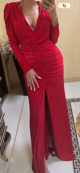 Rochie eleganta pe corp