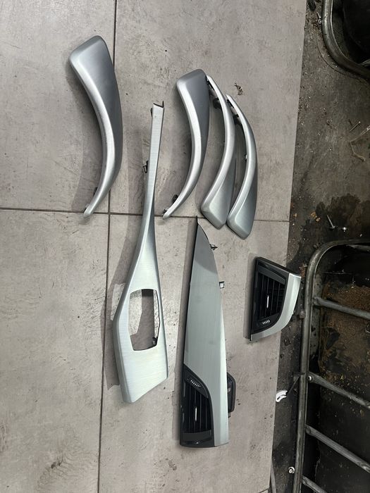 Интериорни лайстни бмв 1 ф20 ( interiorni laistni bmw 1 f20 )