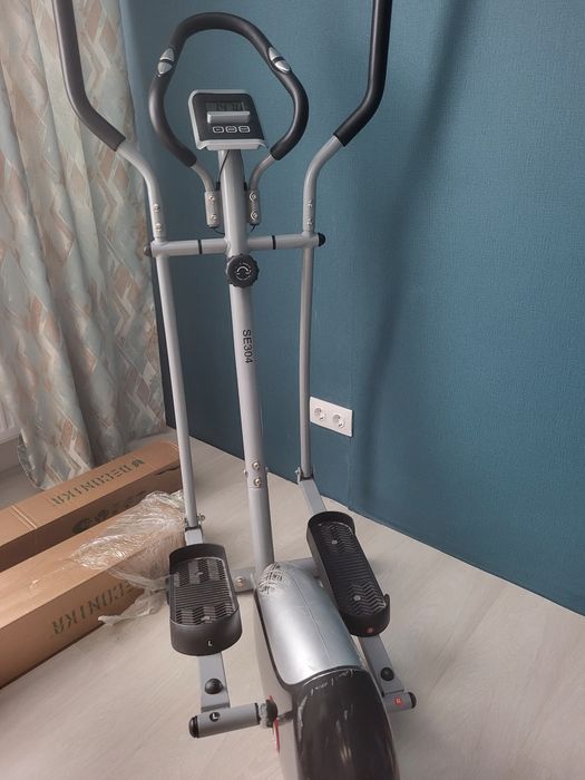 Продам б/у эллиптический тренажер