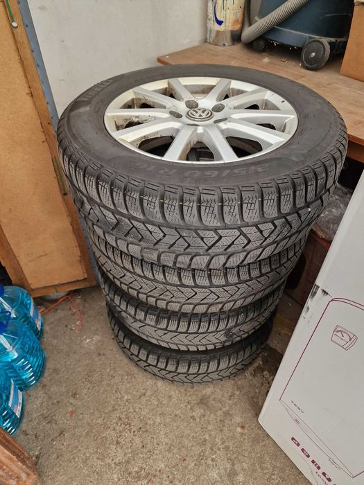 Roti volkswagen cu cauciucuri de iarna