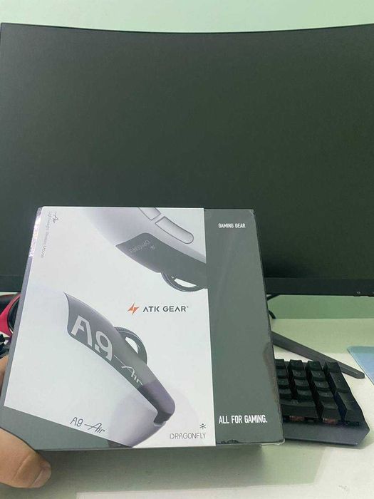 ATK A9 air топовая игровая мышка