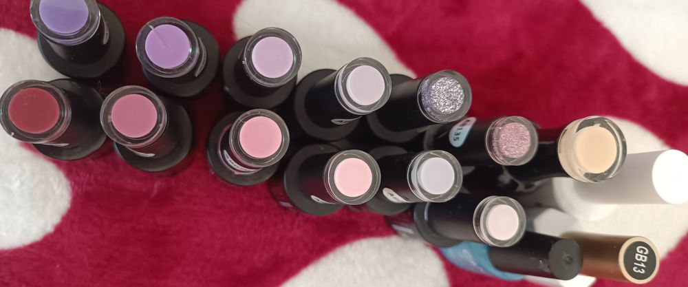 Produse unghii, tot ce ai nevoie pentru un începător