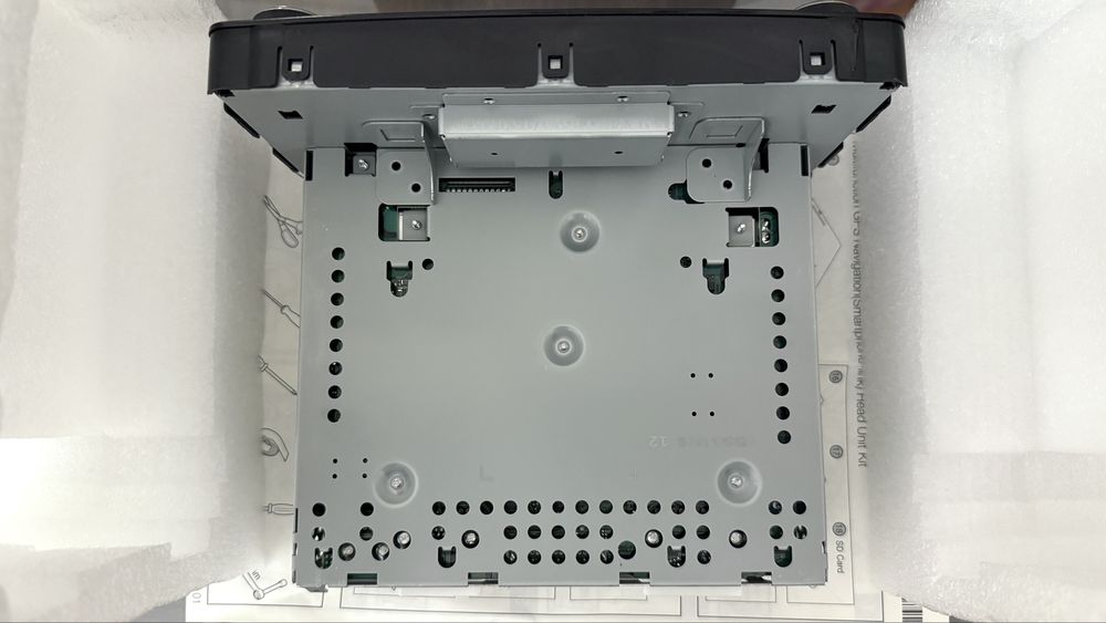 NOU - CD Player + Radio Mitsubishi Lancer