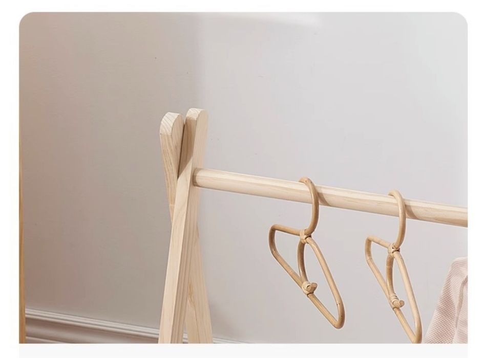 Детская вешалка, деревянная 70*120