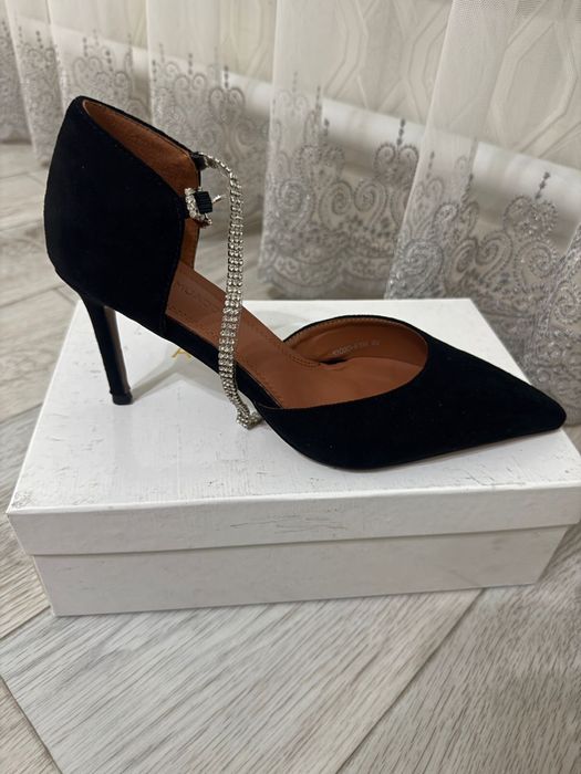 Туфли amina muaddi