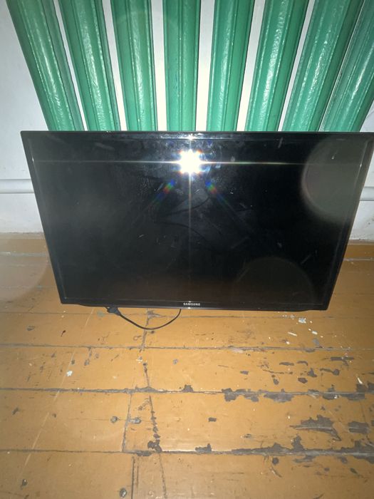 Телевизор самсунг