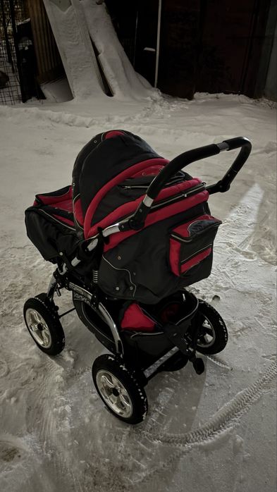 Продам коляску Adamex